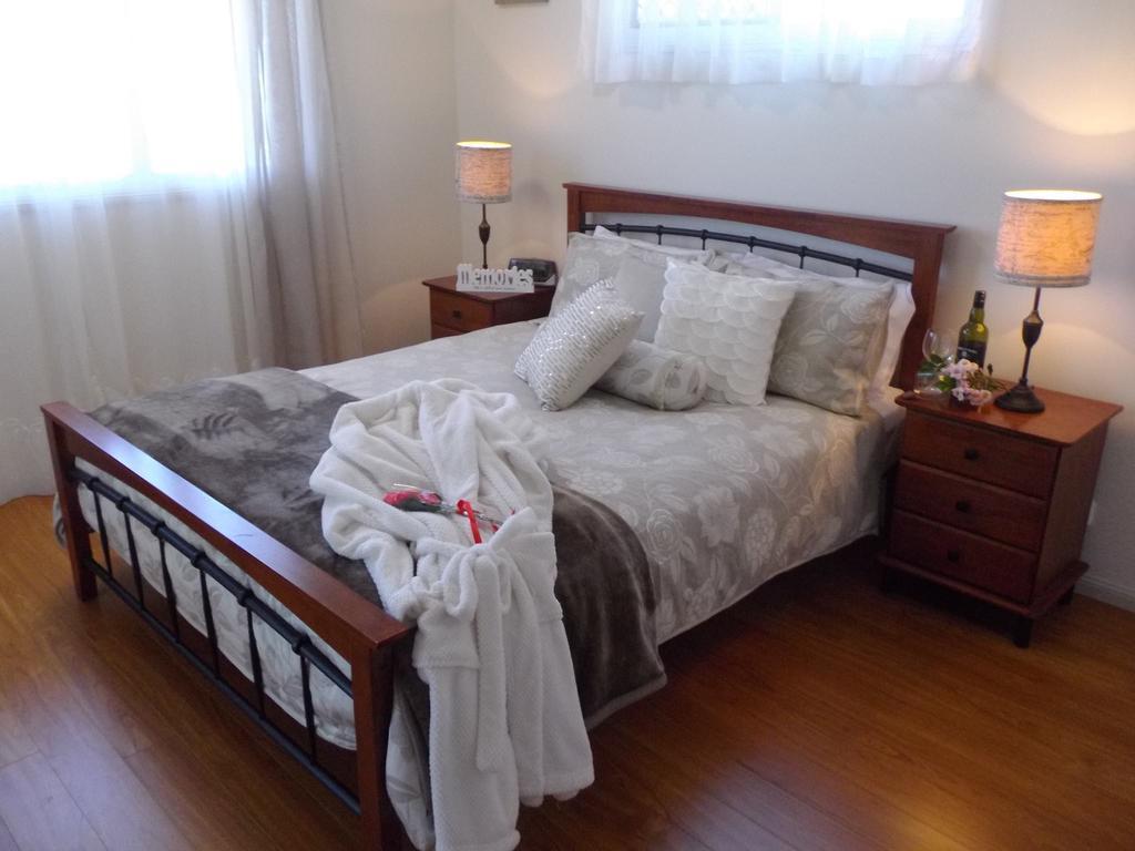 提纳鲁日落休闲住宿加早餐旅馆 Barrine 外观 照片